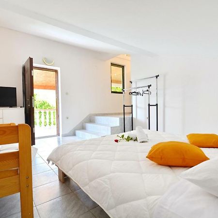 Apartmani Maca Sikovo Екстер'єр фото
