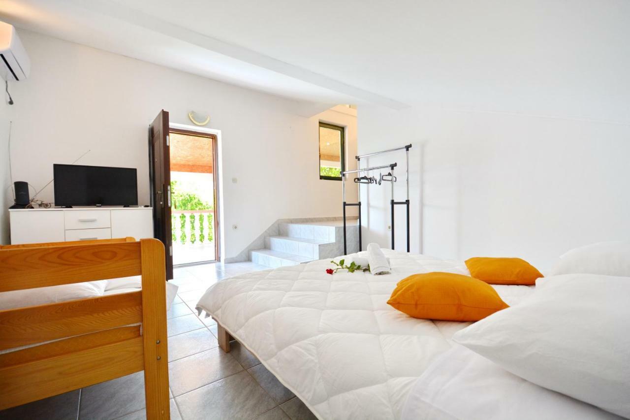 Apartmani Maca Sikovo Екстер'єр фото