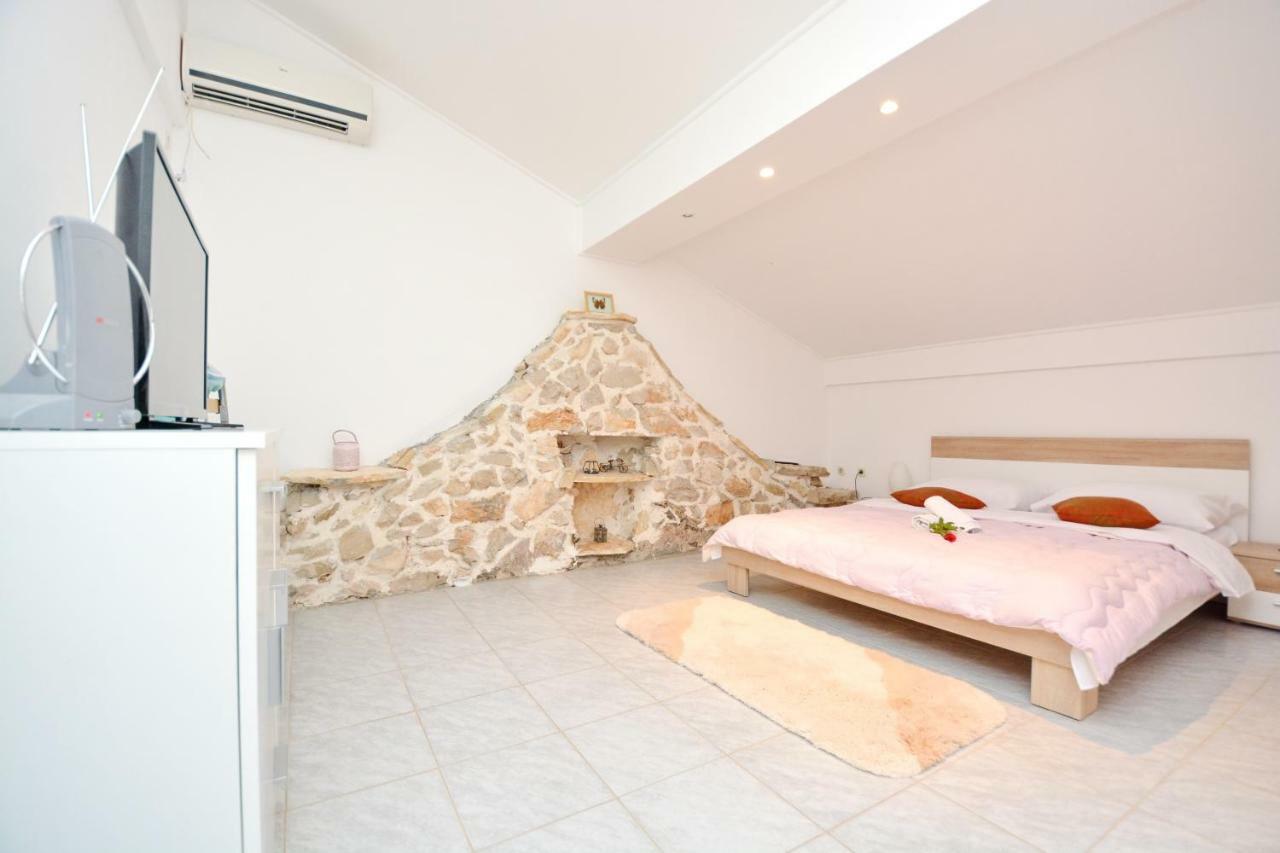 Apartmani Maca Sikovo Екстер'єр фото